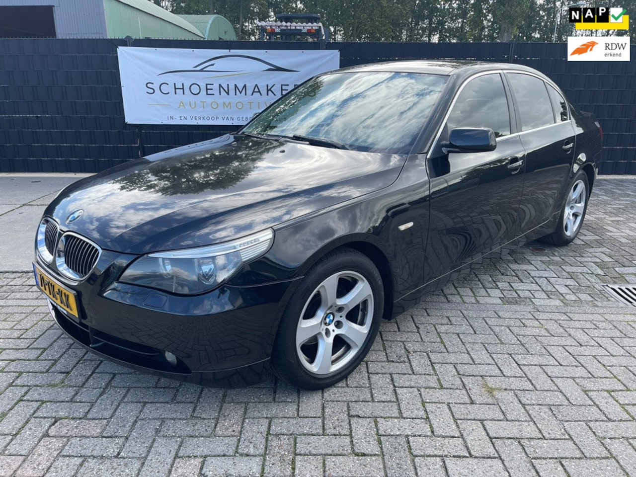 BMW 5-serie - 523i Executive 523i Executive - AutoWereld.nl