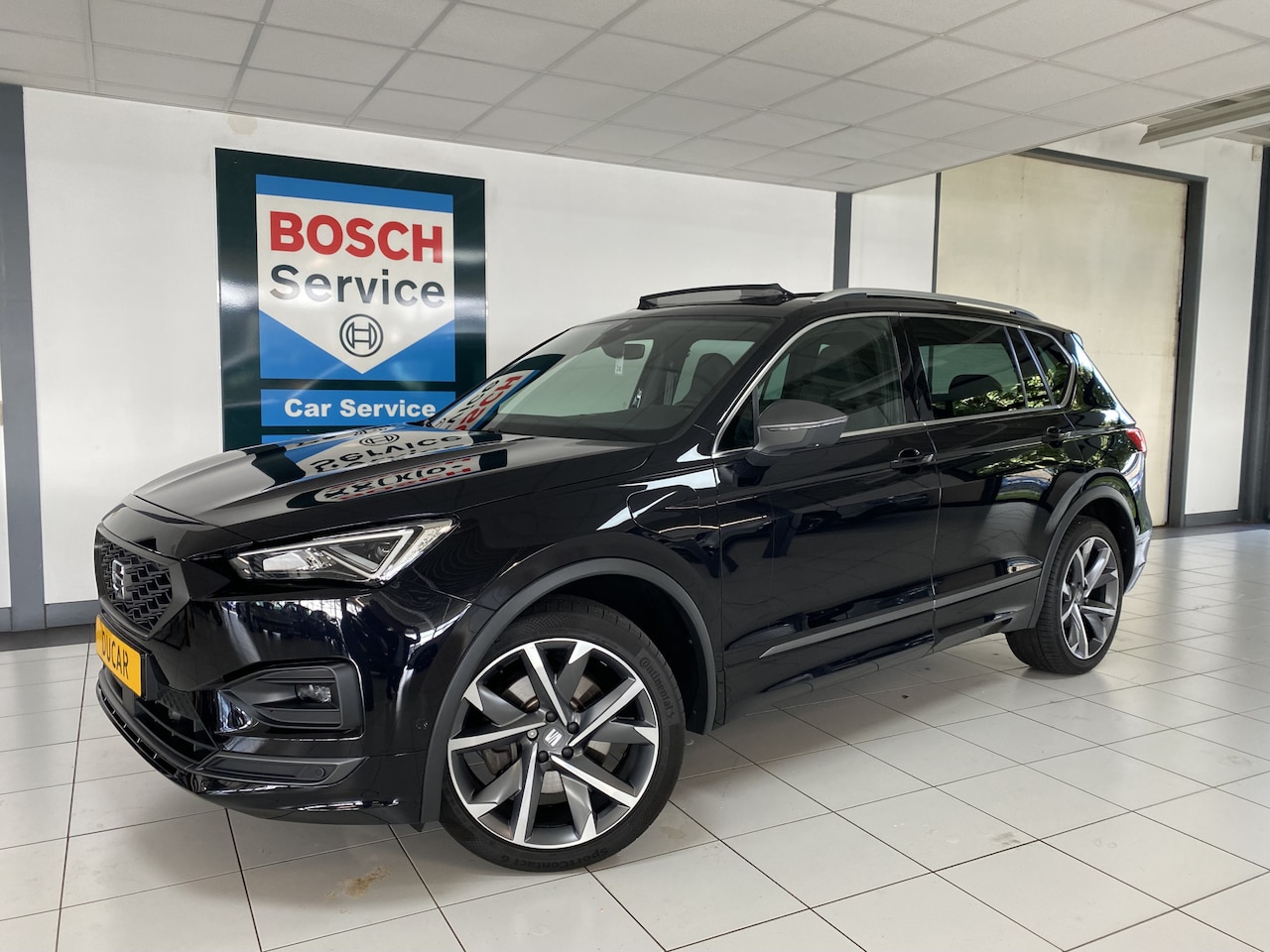 SEAT Tarraco - 1.4 TSI e-Hybrid PHEV FR Business Intense Panoramadak / Trekhaak /Apple carplay-Android - AutoWereld.nl