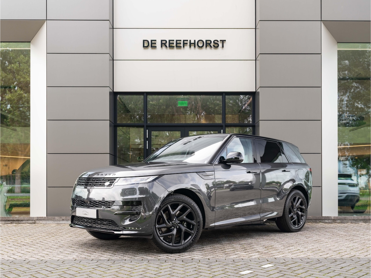 Land Rover Range Rover Sport - 3.0 P460e BATTERSEA EDITION PHEV | Technology Pack | Soft Door Close | Towing Pack | 22" S - AutoWereld.nl