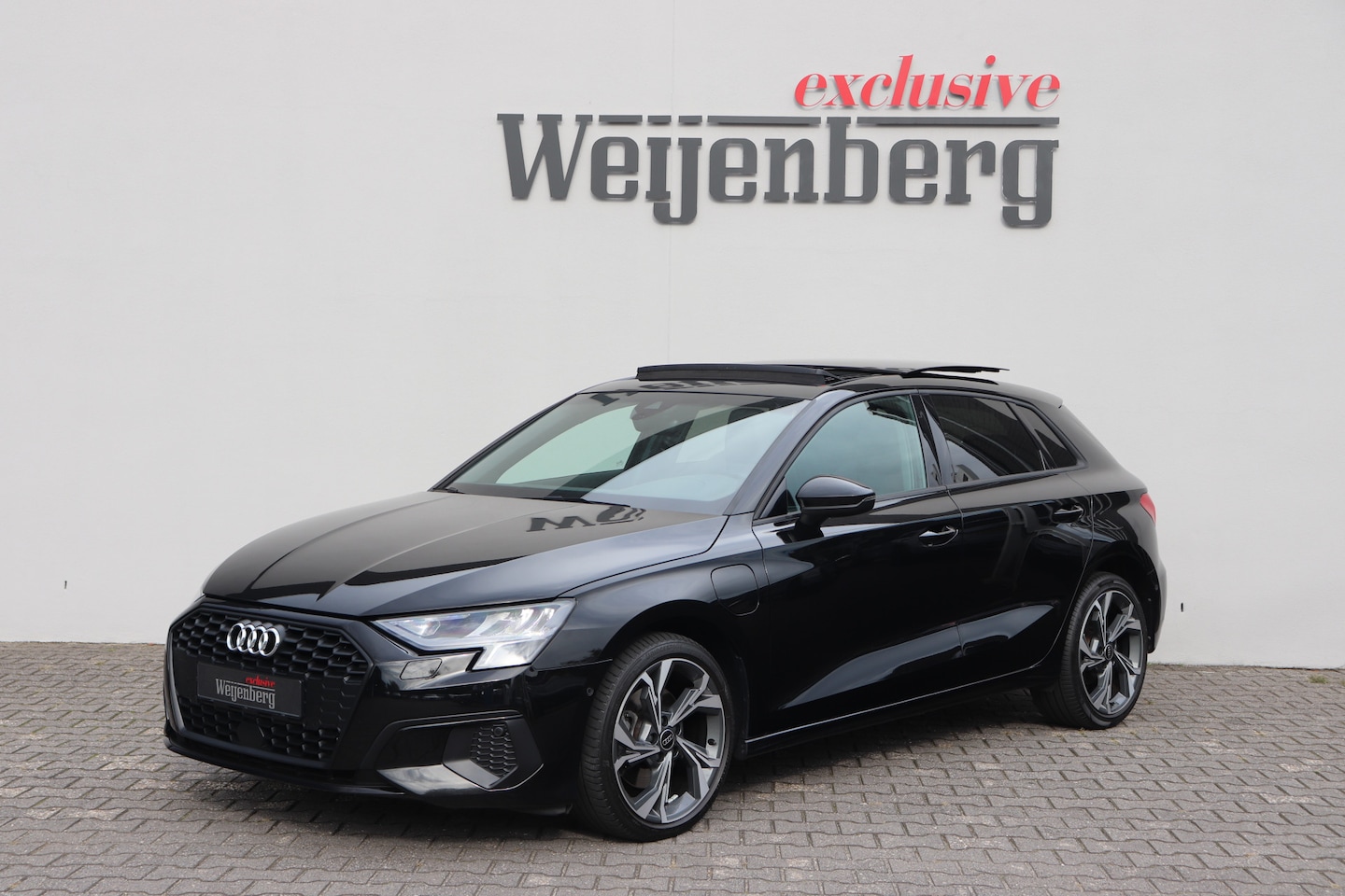 Audi A3 Sportback - 40 TFSI e S-line Pano Leder - AutoWereld.nl