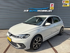 Volkswagen Polo - 1.0 TSI Life ASCOT GREY/ CARPLAY/ PARKEERSENSOREN