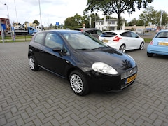 Fiat Grande Punto - 1.4 Dynamic, Airco, 4 Seizoenenbanden