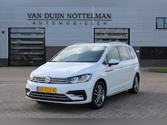 Volkswagen Touran - 1.6 TDI SCR Highline Business R 7p / Automaat / N.A.P