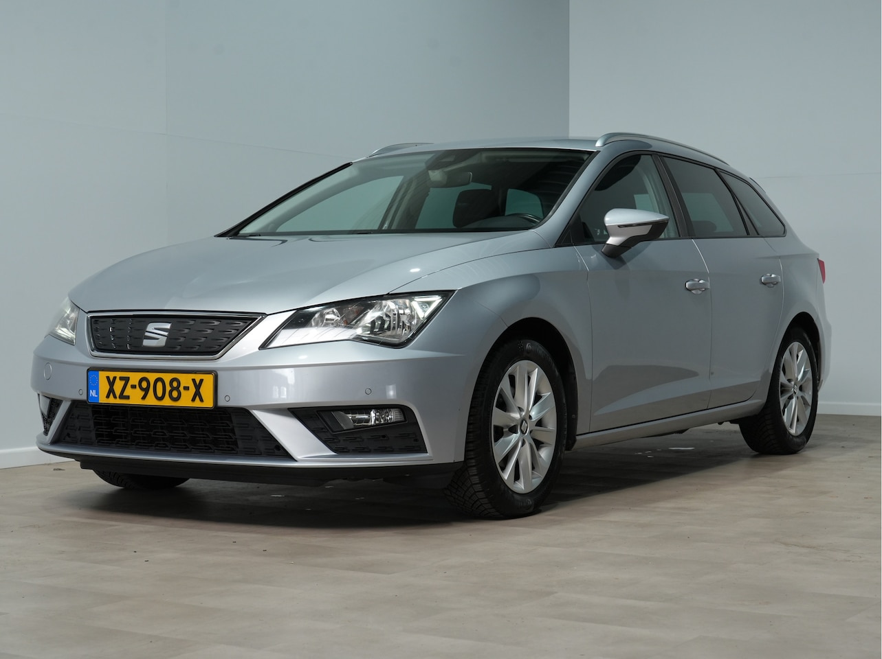 SEAT Leon ST - 1.0 EcoTSI Style Business Intense Navigatie LM velgen 124 - AutoWereld.nl
