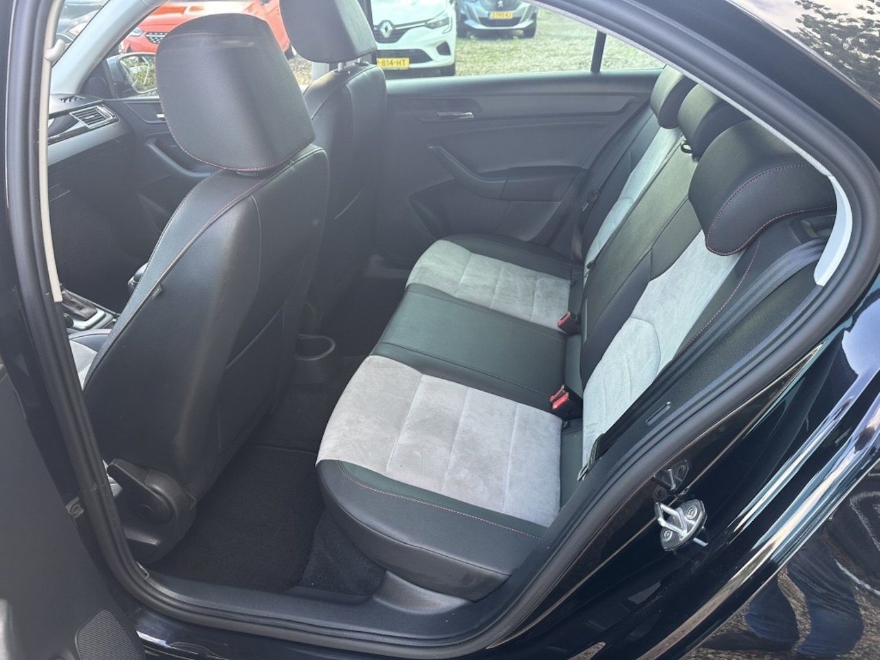 SEAT Toledo - 1.4 TSI FR DSG Aut.