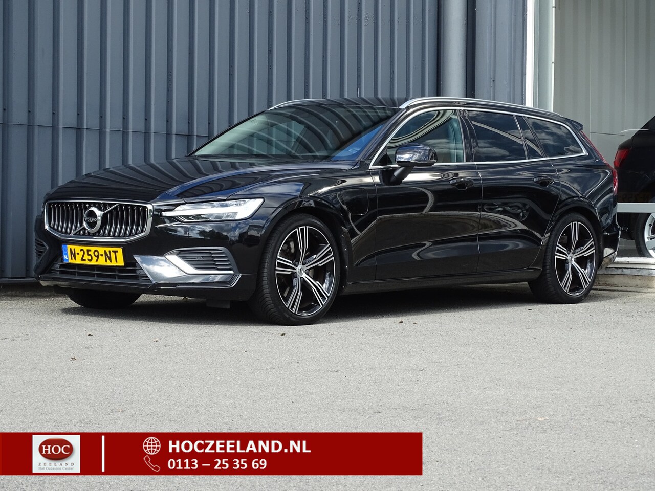 Volvo V60 - 2.0 T6 Recharge AWD Inscription Expression Adapt. LED | Sensus Connect | High Performance - AutoWereld.nl