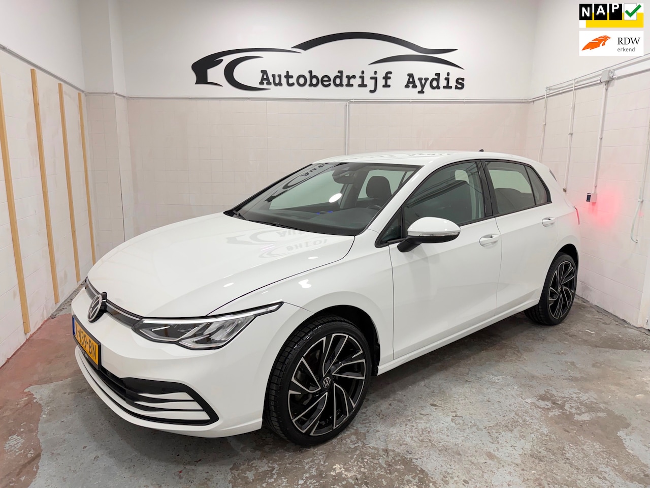 Volkswagen Golf - 1.5 eTSI DSG Airco EL Ramen Cruise 2023 - AutoWereld.nl