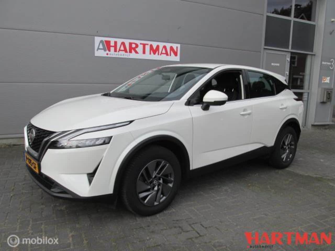 Nissan Qashqai - 1.3 MHEV Acenta Navi full map Trekhaak - AutoWereld.nl