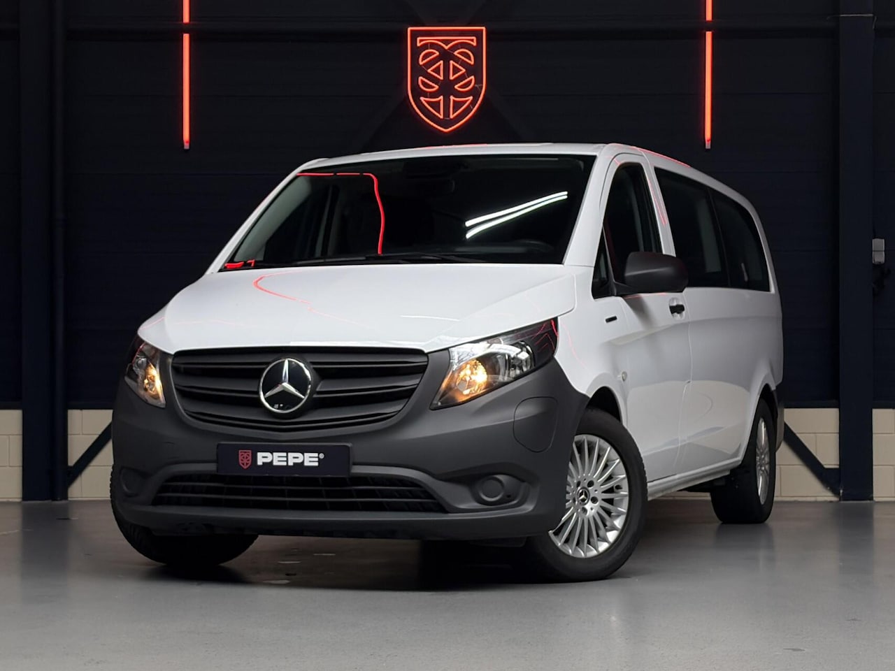 Mercedes-Benz eVito Tourer - PRO L3 90 kWh - AutoWereld.nl