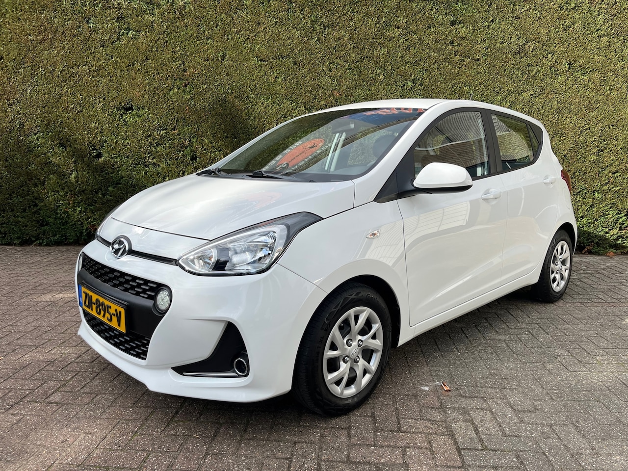 Hyundai i10 - 1.0i Comfort 1.0i Comfort, Apple carplay, cruise, pdc, navi , eerste eigenaar ! - AutoWereld.nl