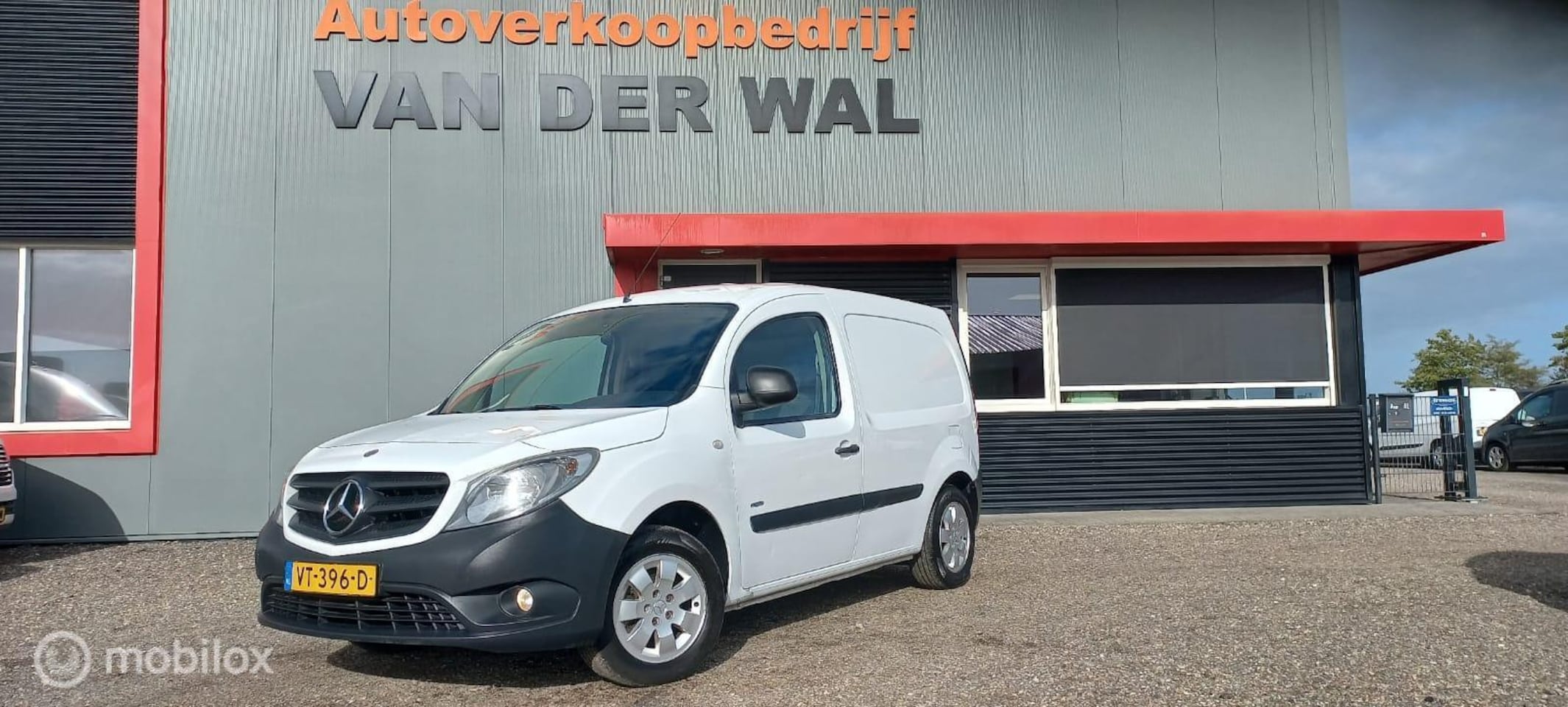 Mercedes-Benz Citan - bestel 108 CDI BlueEFFICIENCY/DISTRIBUTIERIEM bij216.000km vervangen - AutoWereld.nl