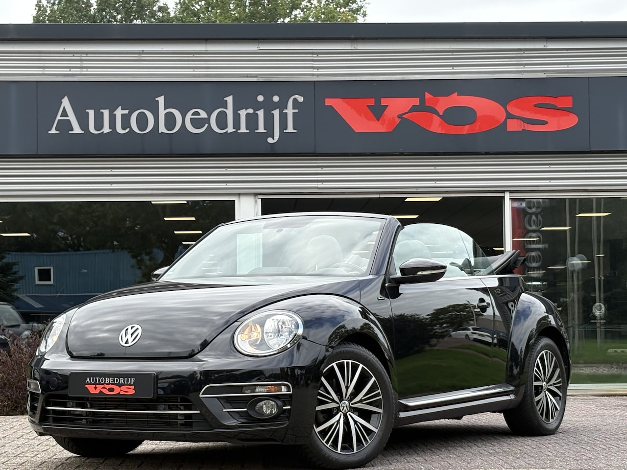 Volkswagen Beetle Cabriolet - 1.2 TSI Exclusive Series | Camera | Navi | Cruise Control - AutoWereld.nl