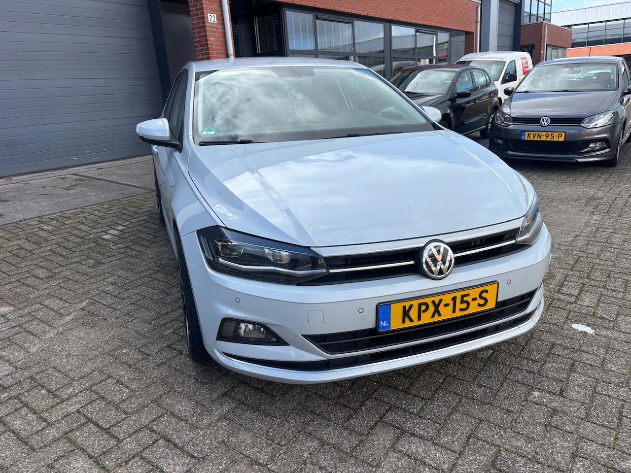 Volkswagen Polo - 1.0 TSI Highline Business R 1.0 TSI Highline Business R - AutoWereld.nl