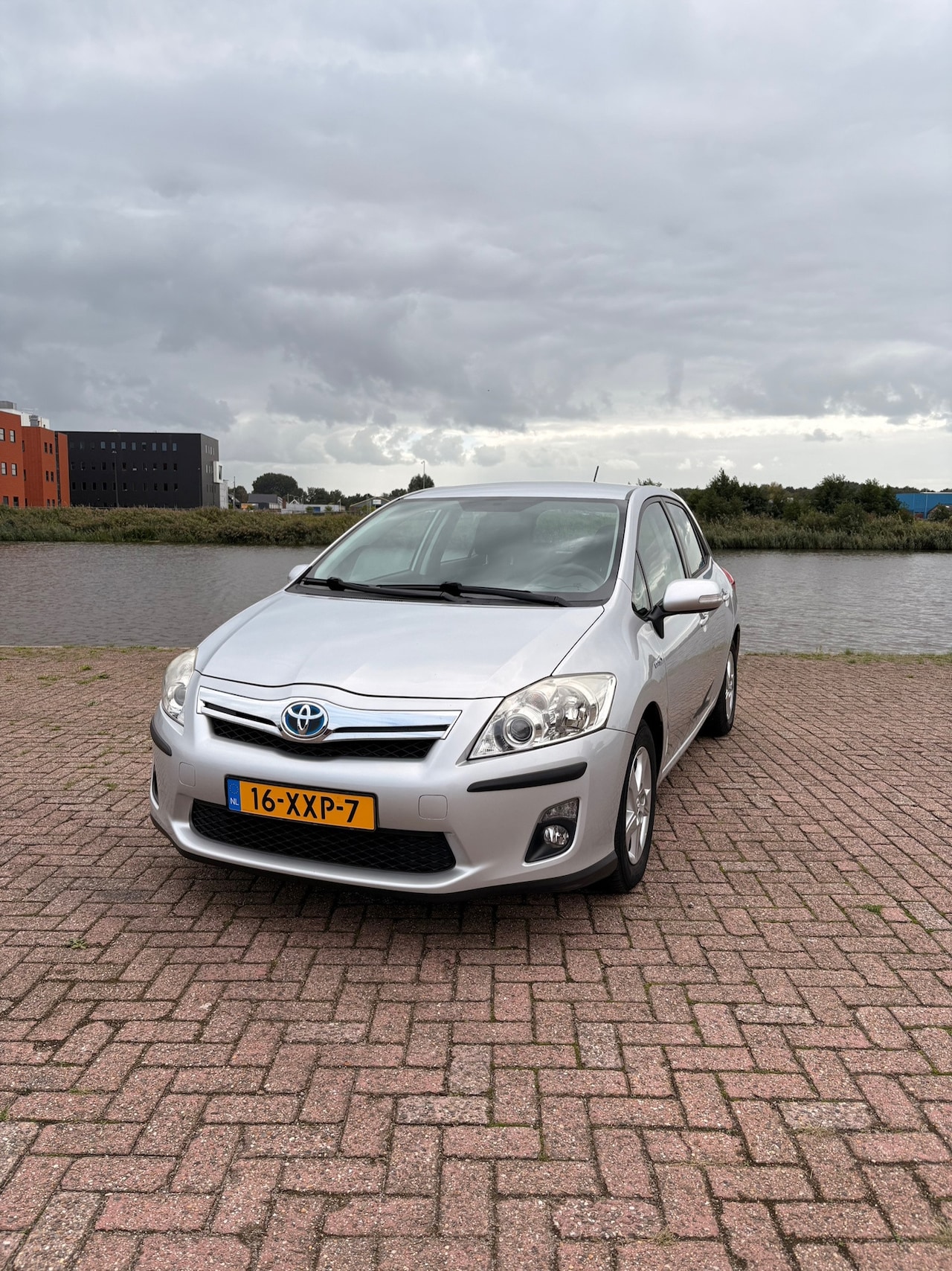 Toyota Auris - 1.8 Full Hybrid Business| Automaat | Trekhaak | APK 04-2027 - AutoWereld.nl