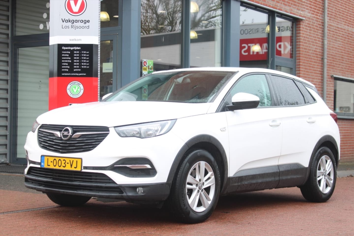 Opel Grandland X - 1.2 Turbo Aut. *Anniversary* | Trekhaak | Carplay | Cruise & Climate Control | Stoel & Stu - AutoWereld.nl