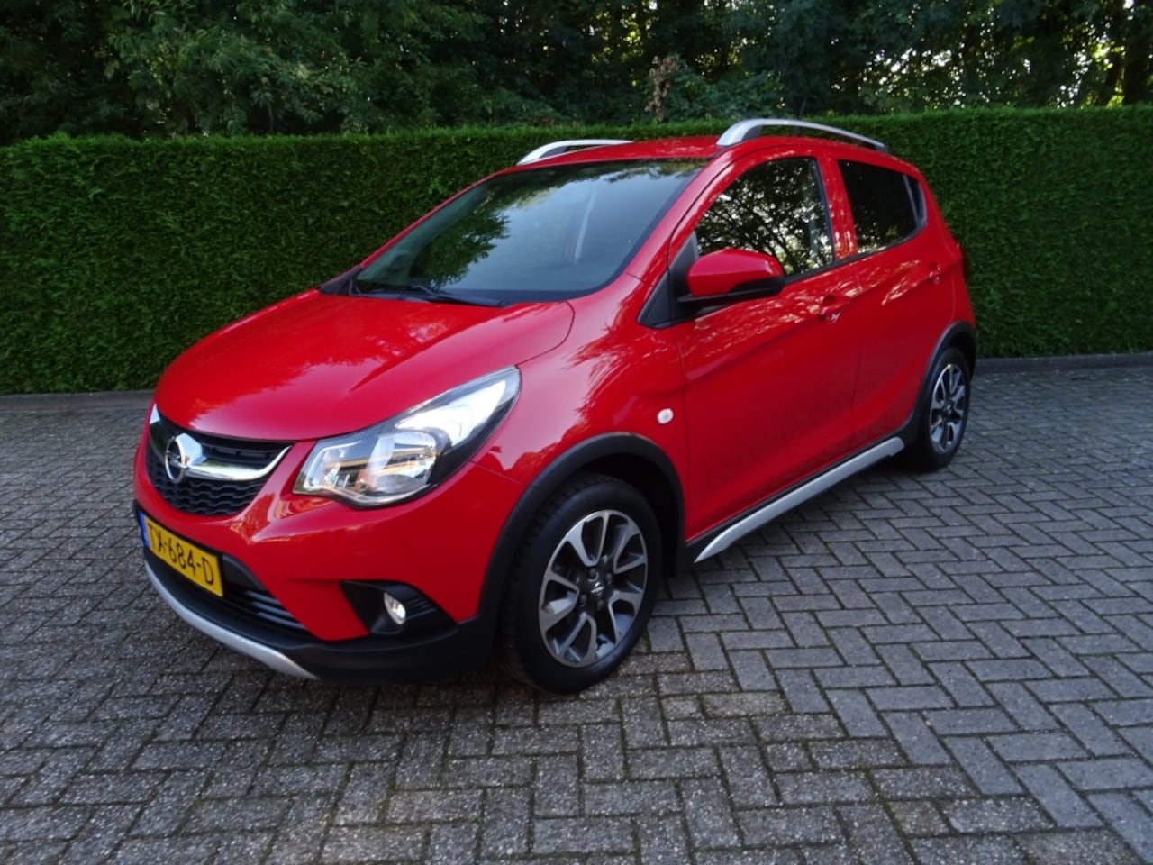 Opel Karl - 1.0 ROCKS ONL. ED. NAVI BLUETOOTH PDC LICHTMETAAL - AutoWereld.nl
