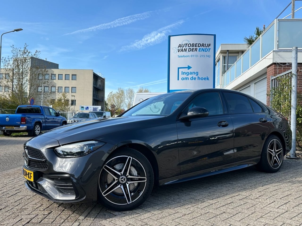 Mercedes-Benz C-klasse - 300e AMG Line Trekhaak Camera LED Stoelverwarming - AutoWereld.nl
