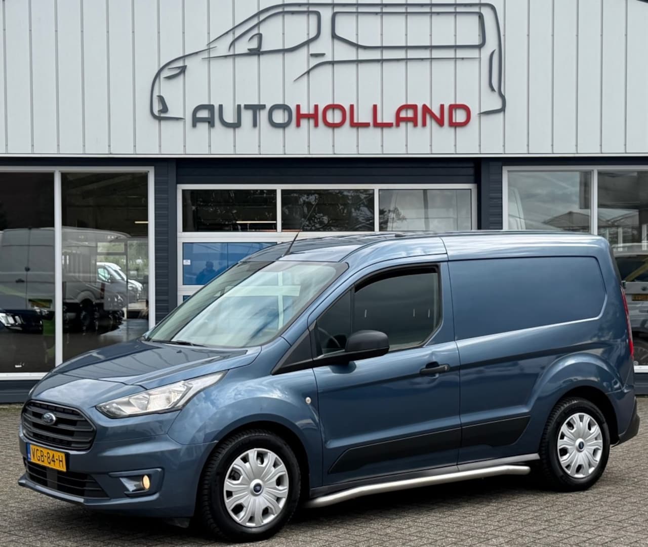 Ford Transit Connect - 1.5 TDCI 74KW 100PK EURO 6 AIRCO/ CRUISE CONTROL/ CAMERA/ NAVIGATIE/ 100% DEALERONDERHOUDE - AutoWereld.nl