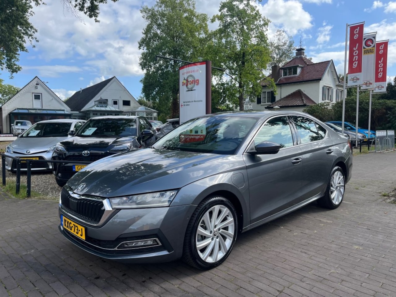 Skoda Octavia - 1.4 TSI IV PHEV BUSINESS EDITION / CARPLAY / CAMERA / STOELVERWARMING / DAB / LED / ADAP. - AutoWereld.nl