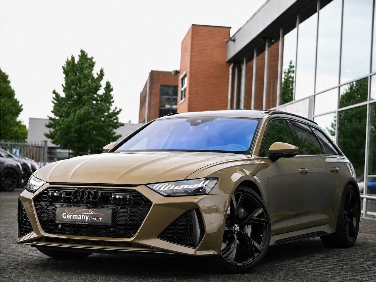 Audi RS6 - Avant 4.0TFSI 600pk Quattro Pano 360 4W-Best HUD 360 Softclose 22-Inch Laser-LED VOL! - AutoWereld.nl