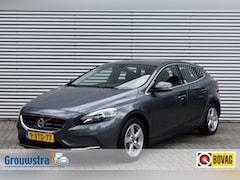 Volvo V40 - 1.6 T3 MOMENTUM / NAVI / PDC / STOEL VERW. / TREKHAAK