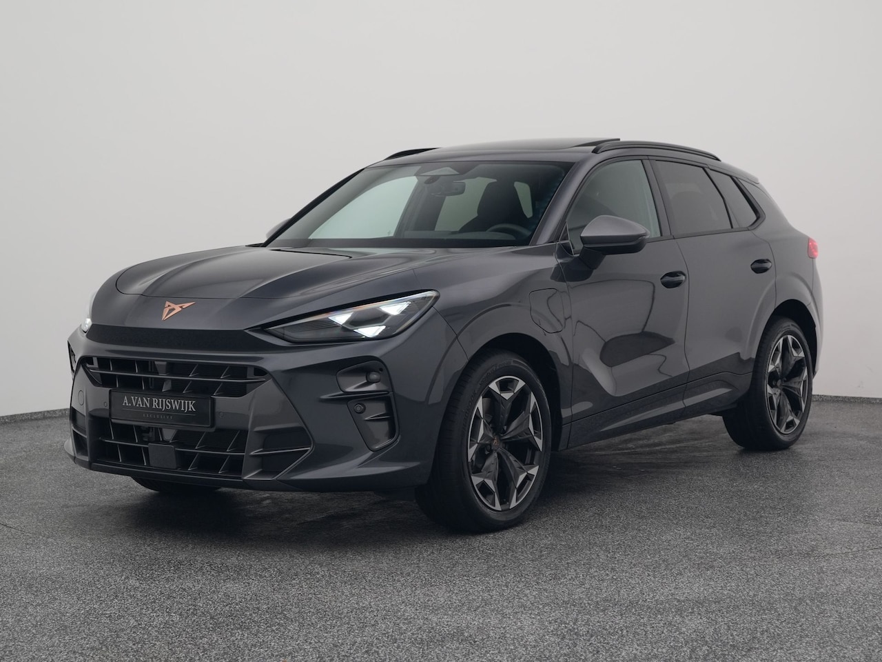 CUPRA Terramar - 1.5 TSI e-Hybrid Business | PANO | CAMERA | ADAPTIVE | STOEL- EN STUURVERW. | TREKHAAK - AutoWereld.nl