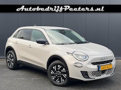 Fiat 600 - 1.2 Hybrid Urban Automaat Carplay Camera Cruise PDC NL-auto