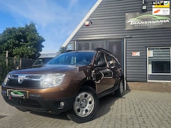 Dacia Duster - 1.6 Lauréate/4X4/4WD/cruise control