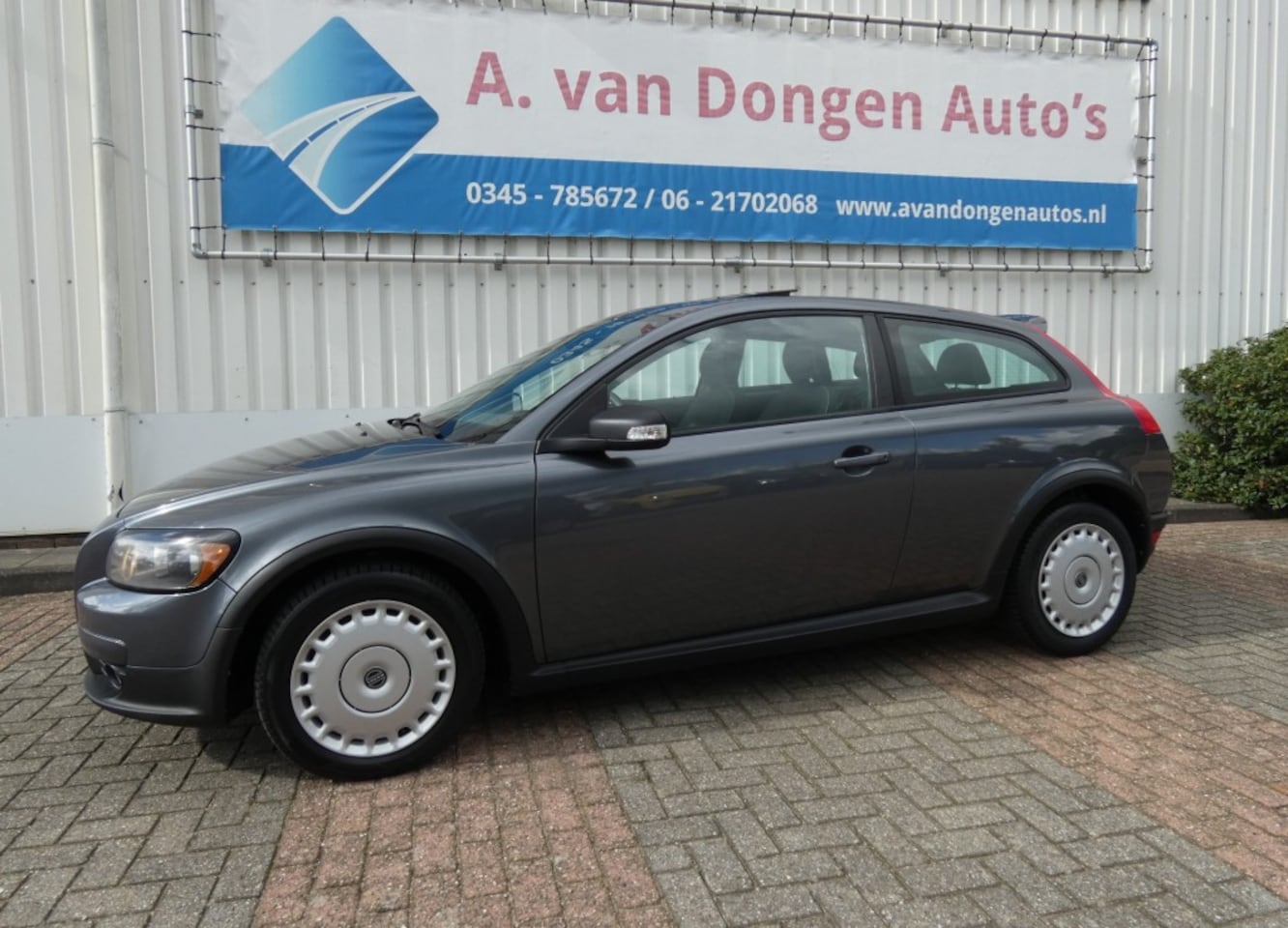 Volvo C30 - 1.8 Momentum 1.8 MOMENTUM,Stoelverw,Schuifdak,Trhaak,APK 22-9-27 - AutoWereld.nl