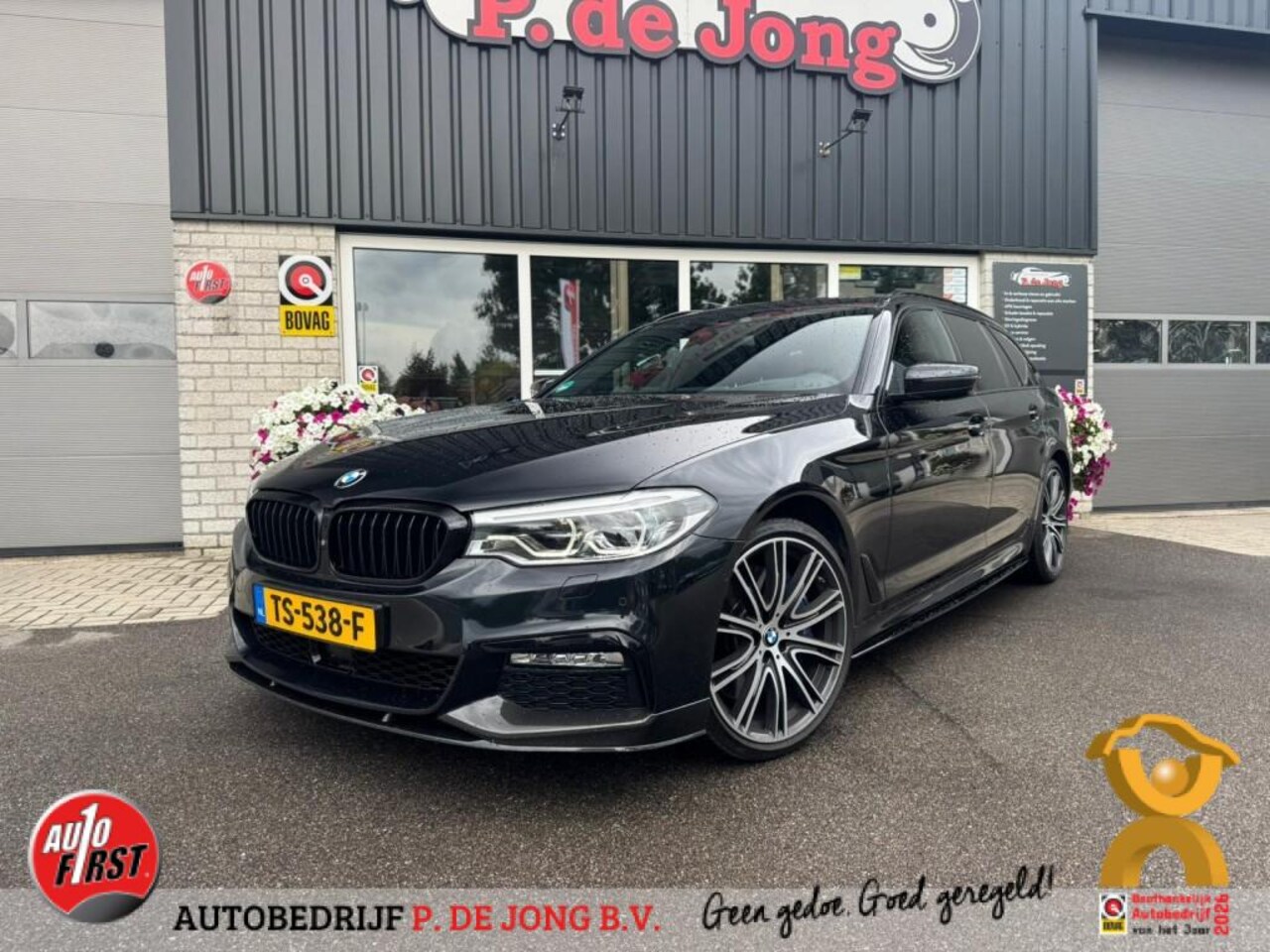 BMW 5-serie - 540I XD Massage Memory Stoelkoeling Parfum Panoramadak Stoelverwarming voor en achter Ramv - AutoWereld.nl