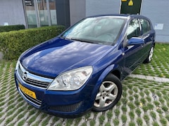 Opel Astra - MET AIRCO & EVT NIEUW APK