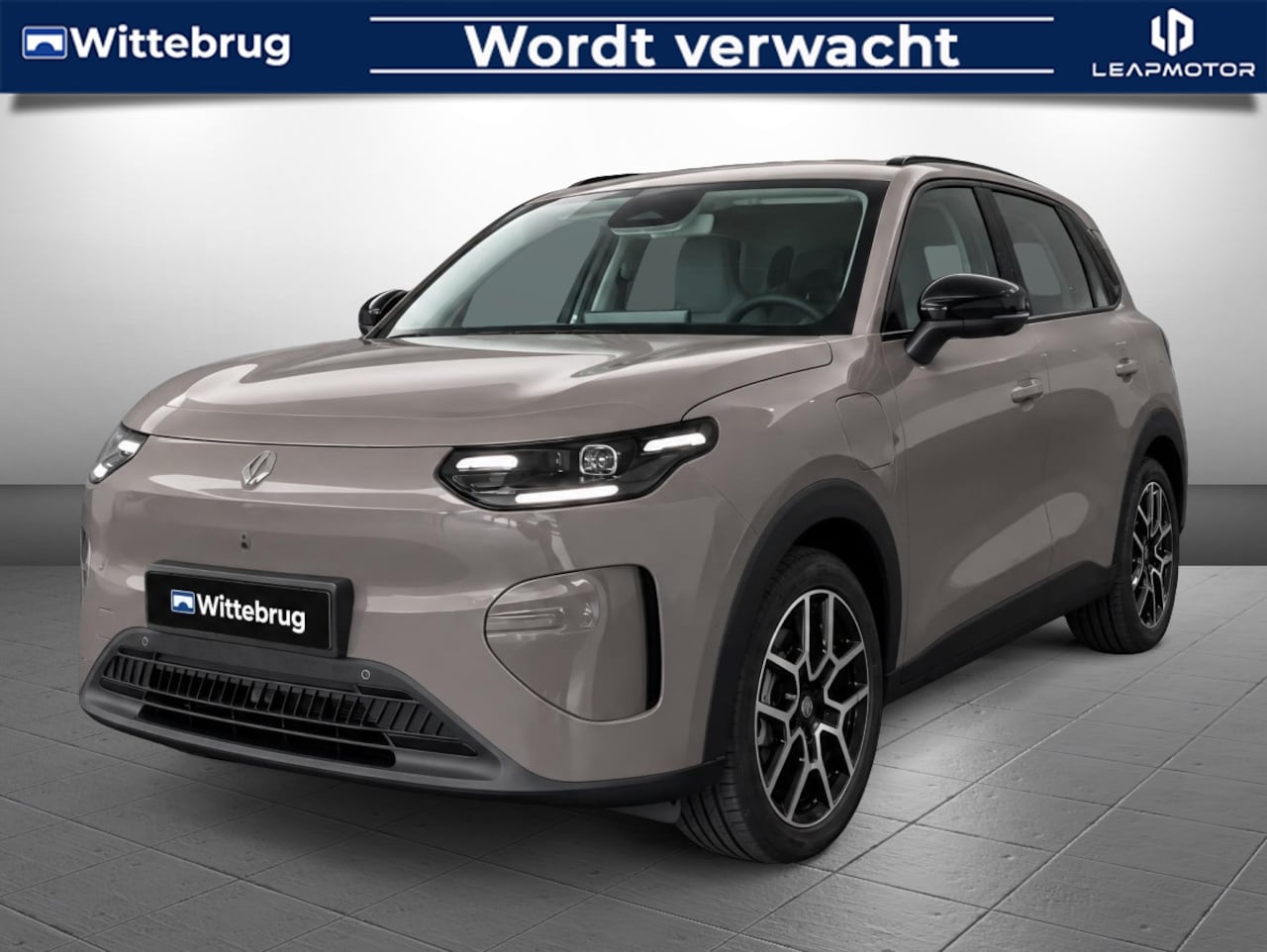 Leapmotor B03X - ProMax Design 53 kWh Volledig Elektrisch, lederen bekleding en Navigatie Wordt verwacht! - AutoWereld.nl