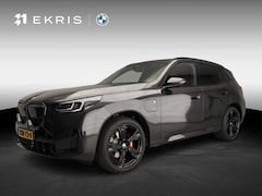 BMW X3 - 30e xDrive M-Sportpakket / Panoramadak / Trekhaak / LED / Getint glas / Park assist / Alu