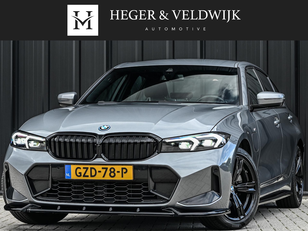 BMW 3-serie - 330e | M-Sport | Facelift | Shadowline | Led Koplampen | Camera | NL auto | Stoelverwarmin - AutoWereld.nl