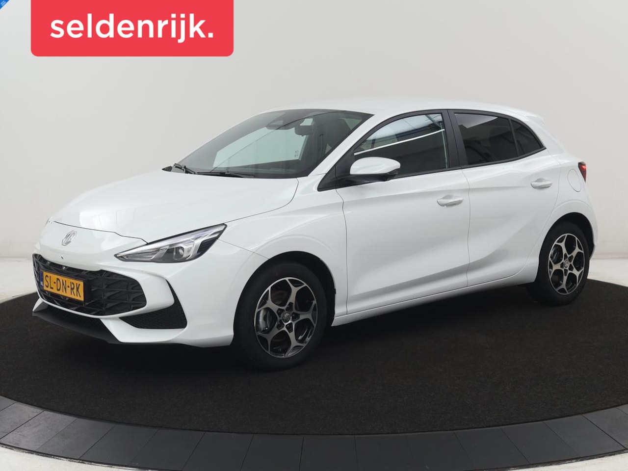 MG MG3 Hybrid+ - 1.5 Hybrid+ Luxury | Navigatie | Stoelverwarming | Keyless Start | Stuurwielverwarming - AutoWereld.nl
