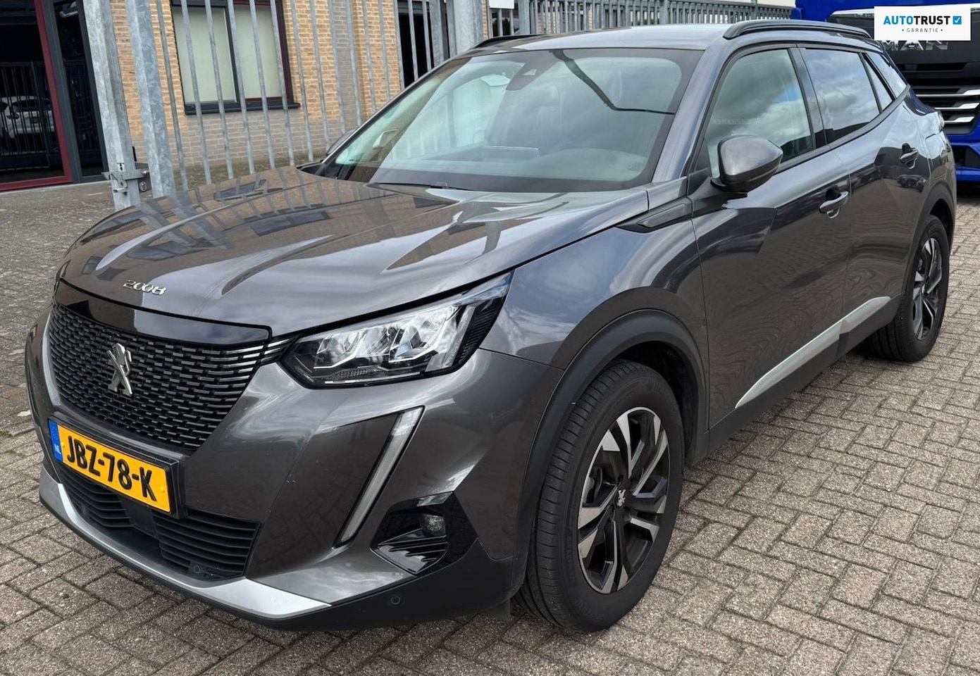 Peugeot 2008 - 1.2 PureTech Allure 2020 AUTOMAAT CARPLAY NAVI CLIMA - AutoWereld.nl