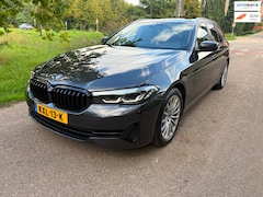 BMW 5-serie Touring - 530e Business El Trekhaak BTW Auto 89%SOH