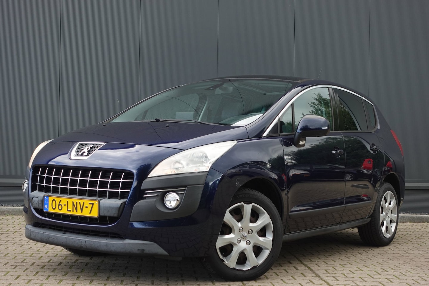 Peugeot 3008 - 1.6 VTi ST PANO/LEDER/NAVI - AutoWereld.nl