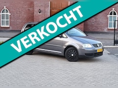 Volkswagen Touran - 1.6 Business / AIrco / Navi / Cruise control / Nap / Trekhaak