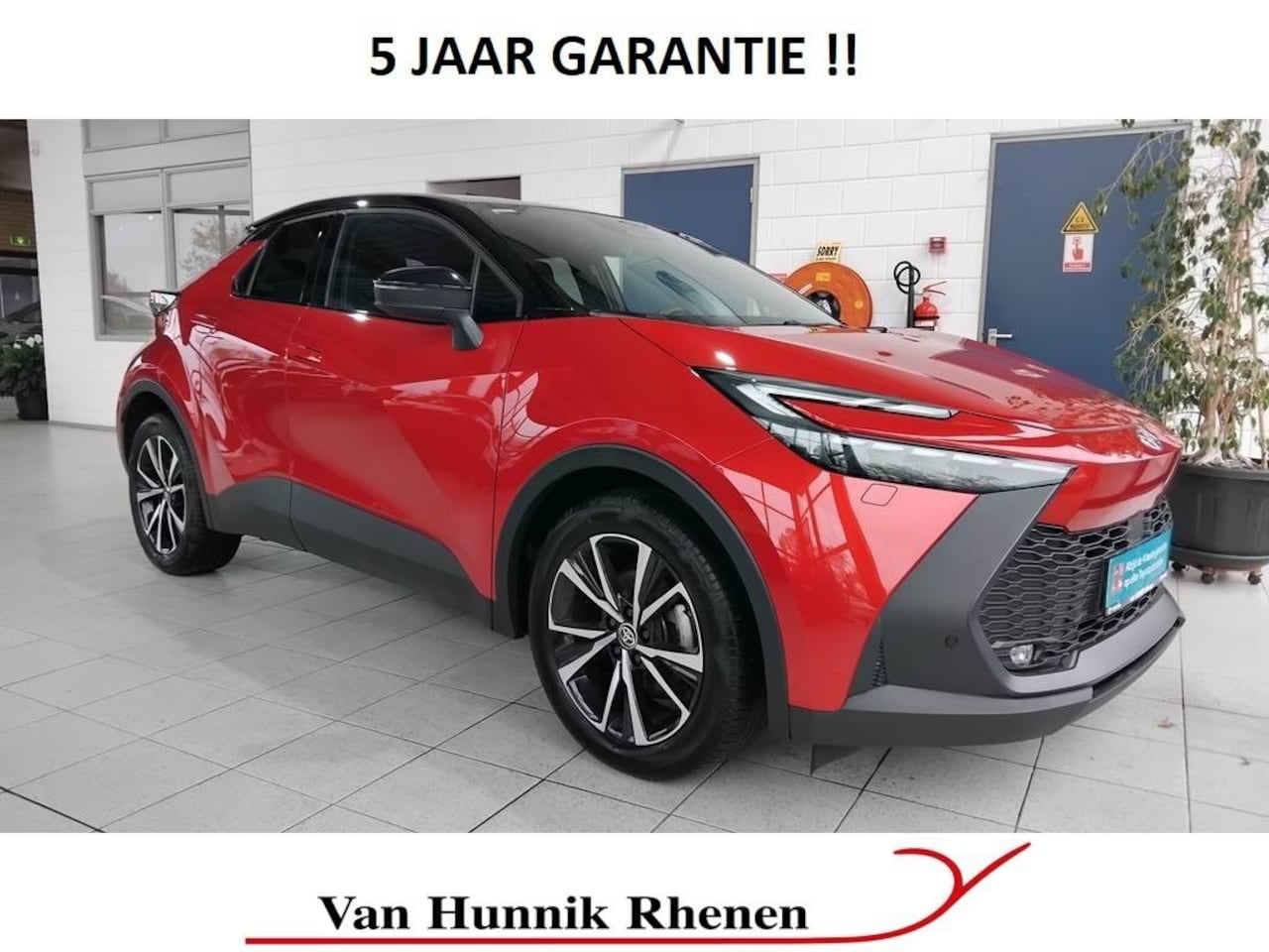 Toyota C-HR - 1.8 140 Bi-Tone | Groot Navi | Stoel en stuurverw | elekt achter - AutoWereld.nl