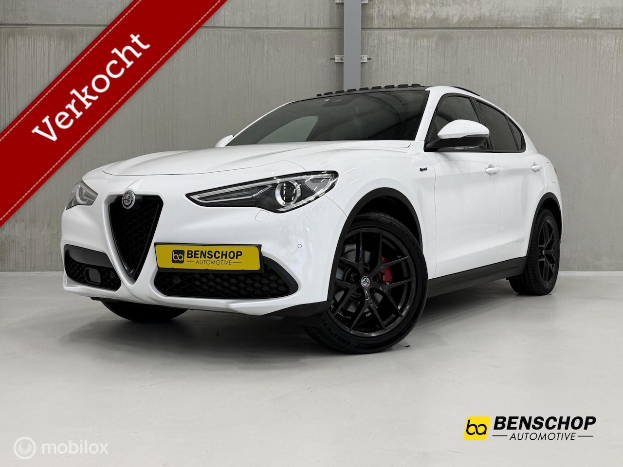 Alfa Romeo Stelvio - 2.0 T AWD Sprint Panodak Leer Navi Carplay Camera BTW Auto! - AutoWereld.nl
