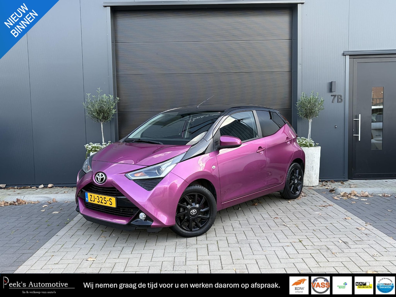 Toyota Aygo - 1.0 VVT-i x-cite | Automaat! | Airco | Camera | CarPlay | Bi-Tone | Fabrieksgarantie | Sup - AutoWereld.nl