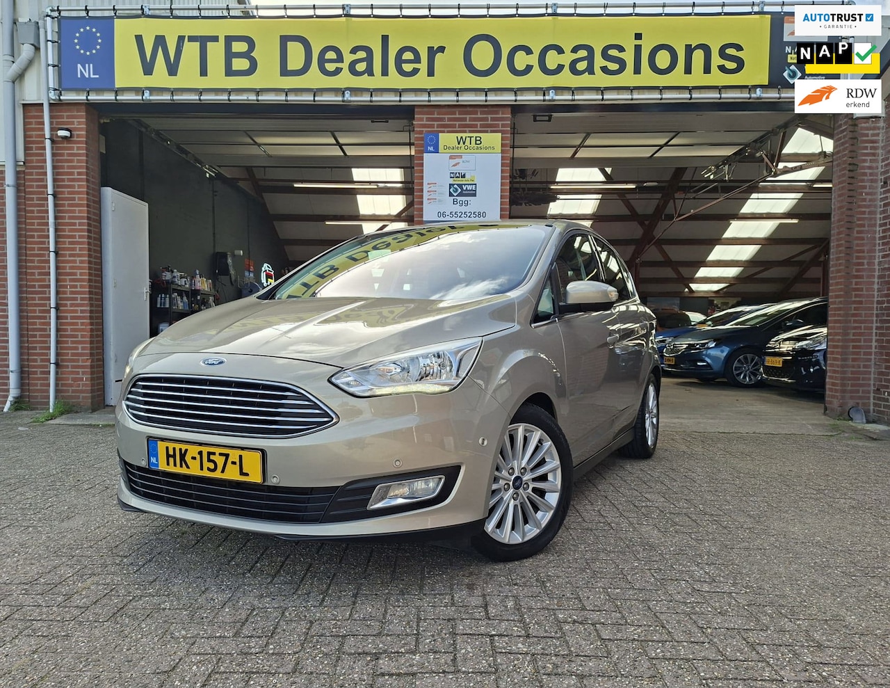 Ford C-Max - 1.0 Titanium 1.0 Titanium, Trekhaak, Dealer o.h., 2e Eig, Navi, Start Stop, Cruise Control - AutoWereld.nl