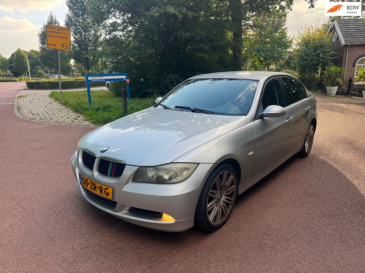 BMW 3-serie - 318i|Airco|Cruise|LM velgen|APK| - AutoWereld.nl