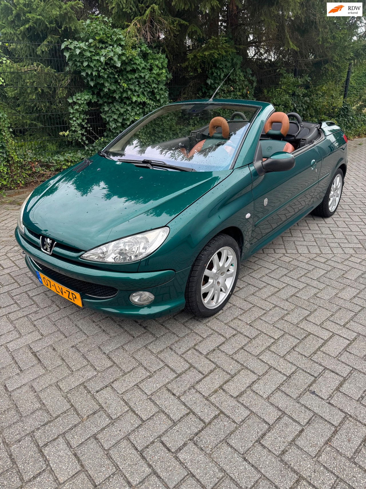 Peugeot 206 CC - 1.6-16V Roland Garros 1.6-16V Roland Garros - AutoWereld.nl