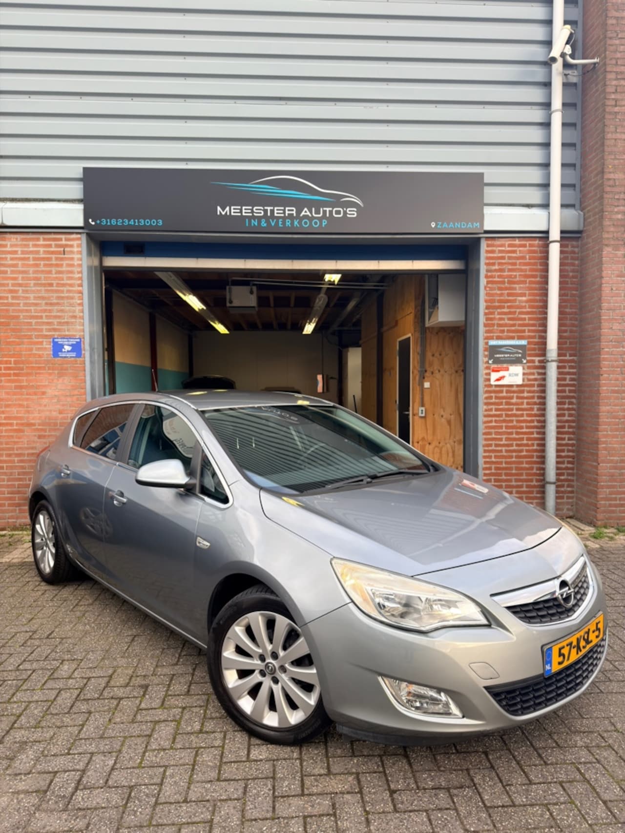 Opel Astra - 1.6 Cosmo PARKEERSENSOR/AIRCO - AutoWereld.nl