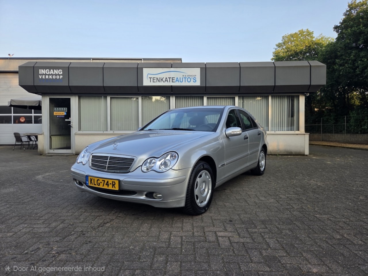 Mercedes-Benz C-klasse - 180 K. Classic Automaat Afneembare trekhaak Climate control Cruise control Navi - AutoWereld.nl