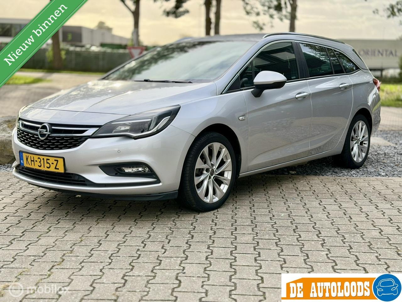 Opel Astra Sports Tourer - | Adaptive Cruise| Rijstrookassist - AutoWereld.nl