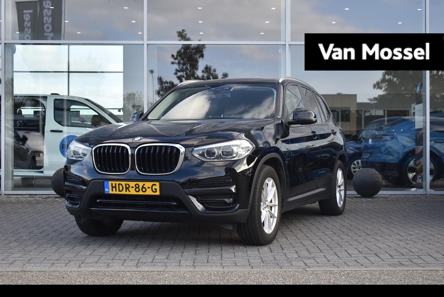 BMW X3 - xDrive30e High Executive | Cimate Control | Cruise Control | Trekhaak | Panoramadak | Elek - AutoWereld.nl