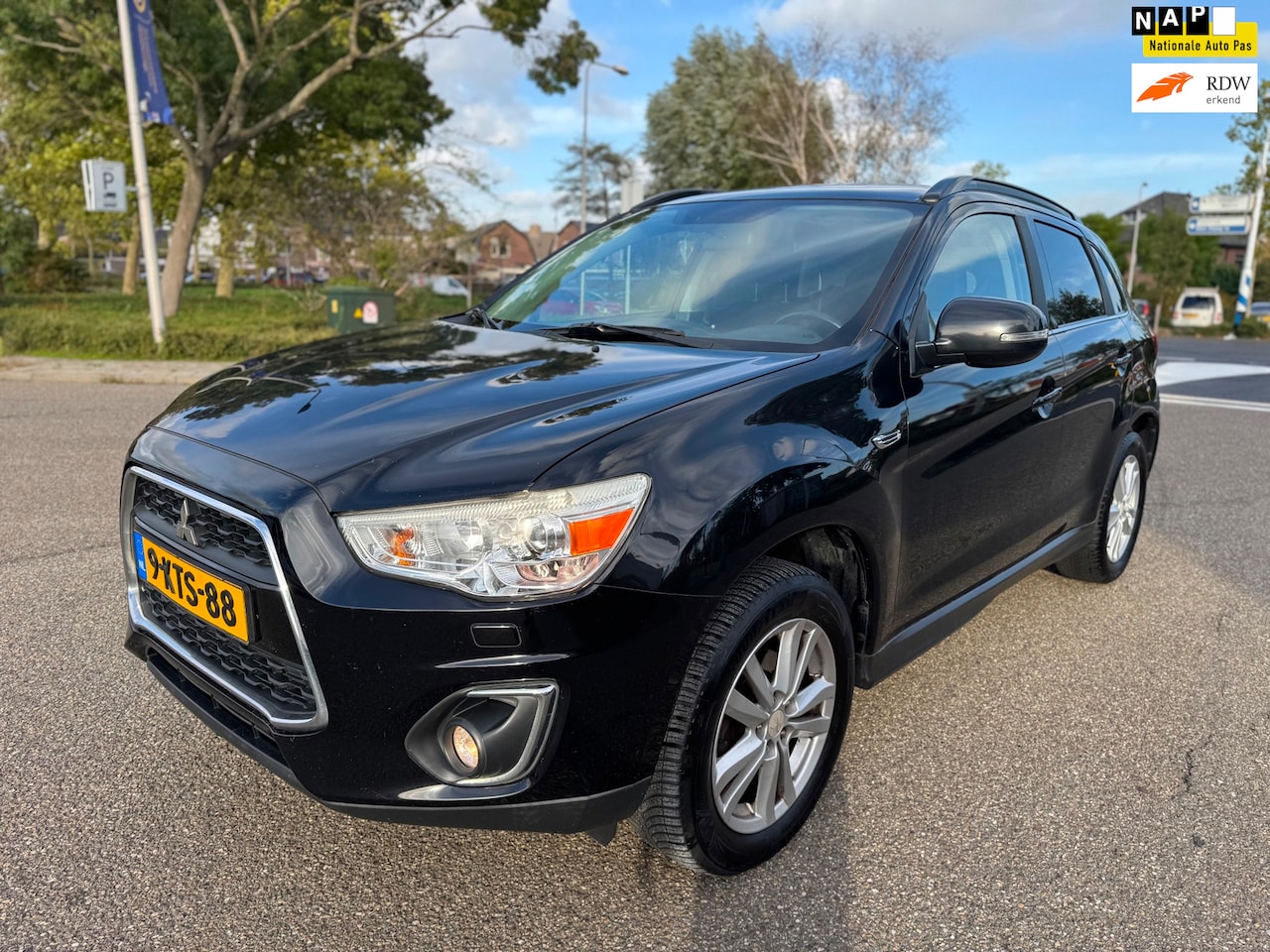Mitsubishi ASX - 1.6 Cleartec Intense / 1e.eigenaar / dealer.onder / pano / camera / navi / airco / cruise. - AutoWereld.nl